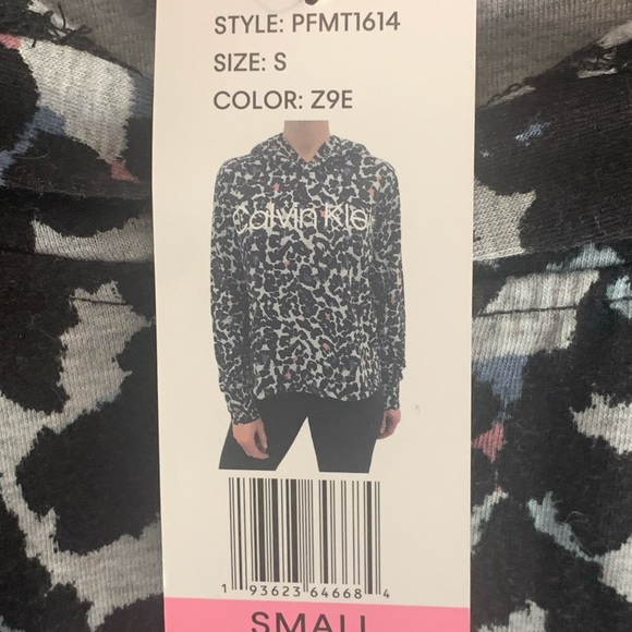 🎆 CALVIN KLEIN TOP (SMALL) NWT 🎆 - Picture 9 of 11